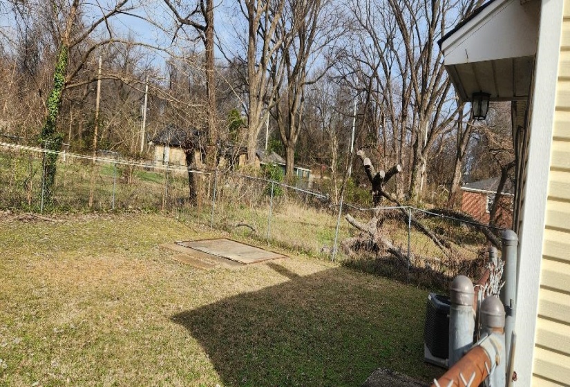 140 TEMPLE AVE, Memphis, Tennessee 38109, 2 Bedrooms Bedrooms, 4 Rooms Rooms,1 BathroomBathrooms,Residential,For Sale,TEMPLE,10213537