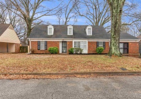 4727 OLDS AVE, Memphis, Tennessee 38128, 4 Bedrooms Bedrooms, 9 Rooms Rooms,2 BathroomsBathrooms,Residential,For Sale,OLDS,10213554 4727 OLDS AVE, Memphis, Tennessee 38128, 4 Bedrooms Bedrooms, 9 Rooms Rooms,2 BathroomsBathrooms,Residential,For Sale,OLDS,10213554