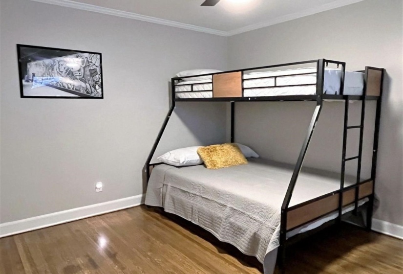 1077 PERKINS RD, Memphis, Tennessee 38117, 3 Bedrooms Bedrooms, 8 Rooms Rooms,2 BathroomsBathrooms,Rental Properties,For Sale,PERKINS,10213570