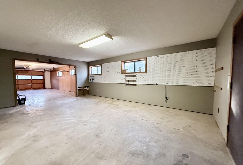 1830 OLD BROWNSVILLE RD, Somerville, Tennessee 38068, 3 Bedrooms Bedrooms, 9 Rooms Rooms,2 BathroomsBathrooms,Residential,For Sale,OLD BROWNSVILLE,10213576