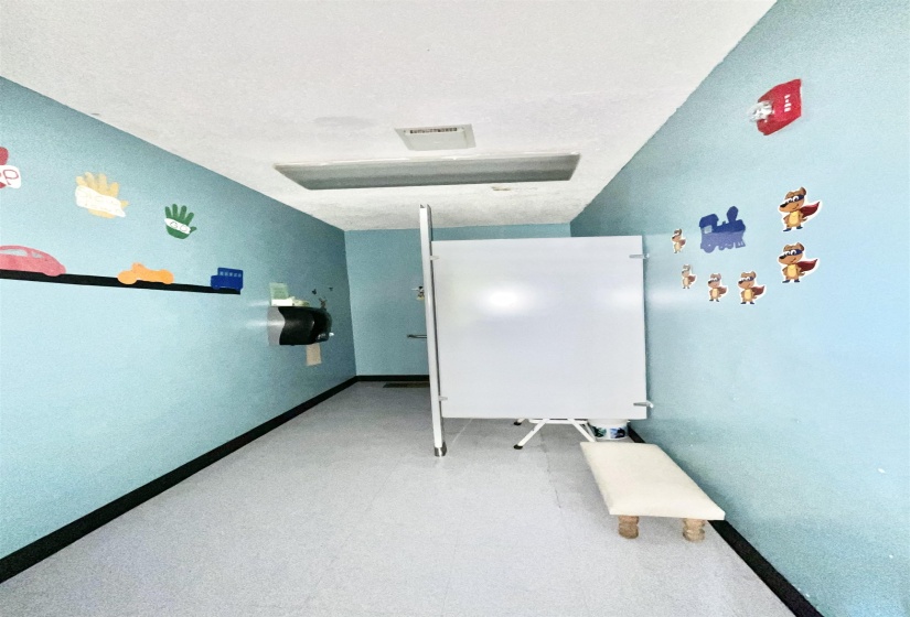 View of miscellaneous room