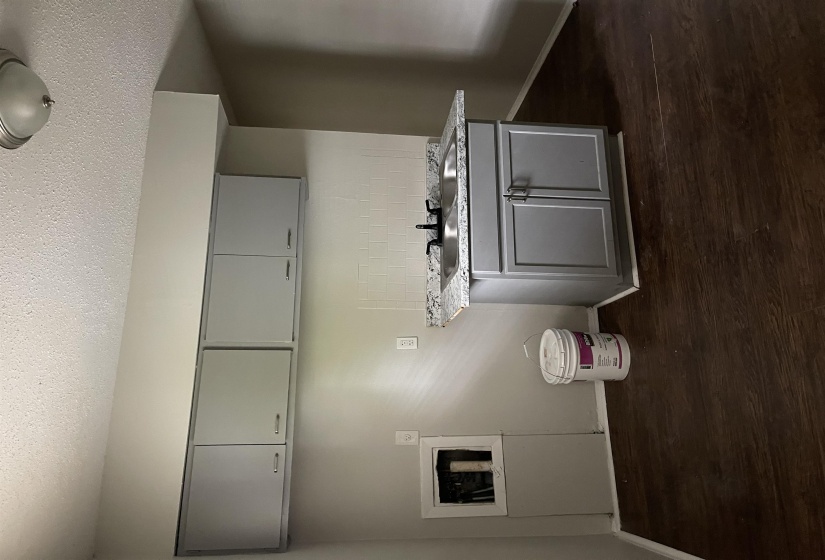 1481 OAKLAWN ST, Memphis, Tennessee 38114, 2 Bedrooms Bedrooms, ,1 BathroomBathrooms,Duplexes,For Sale,OAKLAWN,10213592