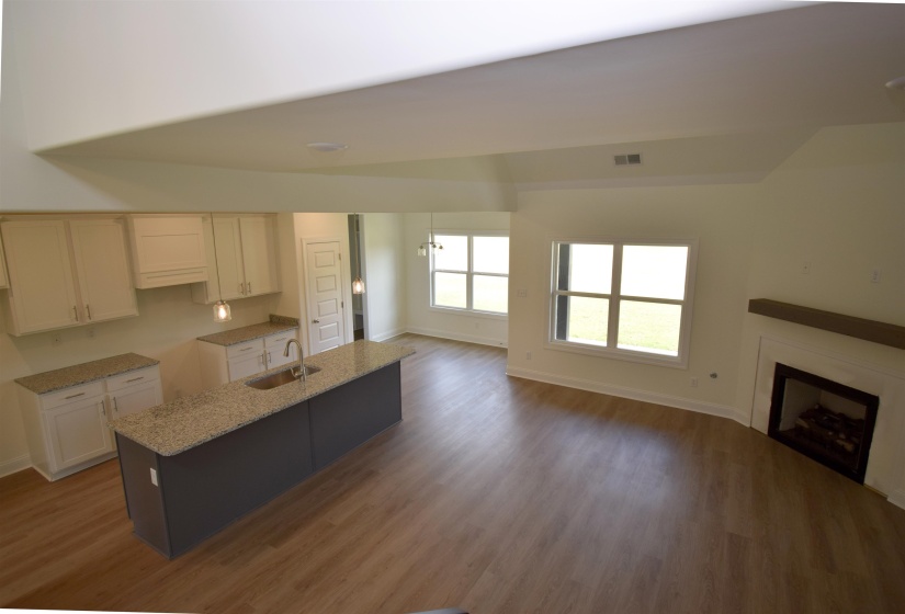 507 CENTERLINE ROPER LOOP, Byhalia, Mississippi 38611, 4 Bedrooms Bedrooms, 8 Rooms Rooms,2.1 BathroomsBathrooms,Residential,For Sale,CENTERLINE ROPER,10213587