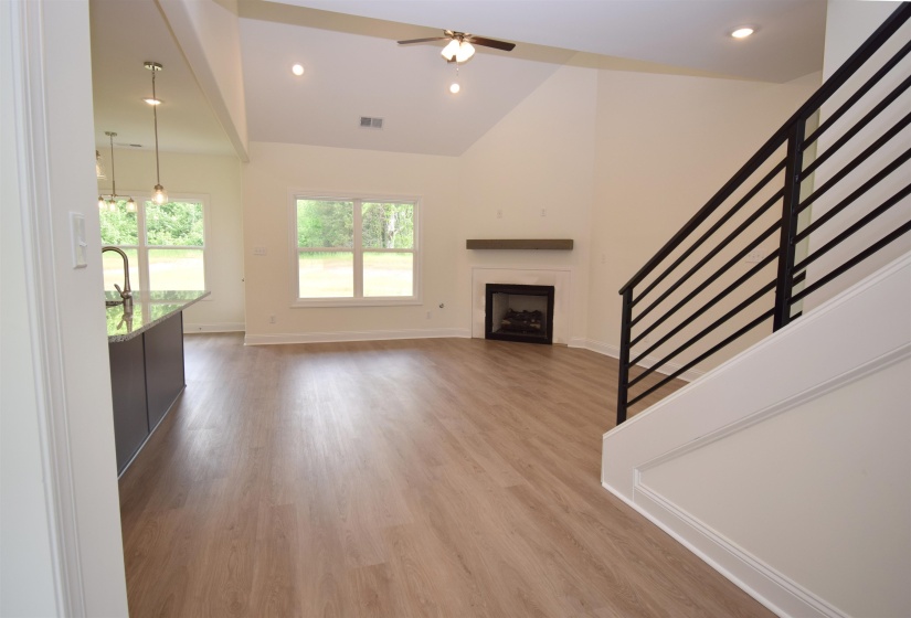 507 CENTERLINE ROPER LOOP, Byhalia, Mississippi 38611, 4 Bedrooms Bedrooms, 8 Rooms Rooms,2.1 BathroomsBathrooms,Residential,For Sale,CENTERLINE ROPER,10213587