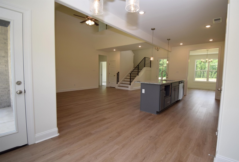 507 CENTERLINE ROPER LOOP, Byhalia, Mississippi 38611, 4 Bedrooms Bedrooms, 8 Rooms Rooms,2.1 BathroomsBathrooms,Residential,For Sale,CENTERLINE ROPER,10213587