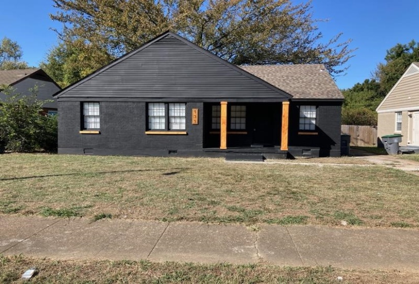 131 EASTVIEW DR, Memphis, Tennessee 38111, 4 Bedrooms Bedrooms, 10 Rooms Rooms,2 BathroomsBathrooms,Residential,For Sale,EASTVIEW,10213591