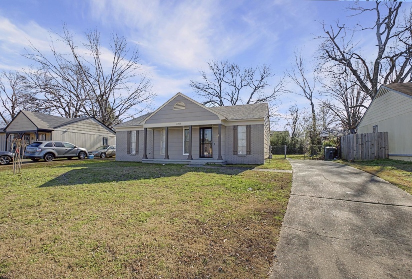 3213 RIDGEMONT AVE, Memphis, Tennessee 38128, 3 Bedrooms Bedrooms, 6 Rooms Rooms,2 BathroomsBathrooms,Residential,For Sale,RIDGEMONT,10213609