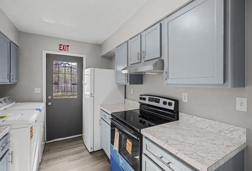 3213 RIDGEMONT AVE, Memphis, Tennessee 38128, 3 Bedrooms Bedrooms, 6 Rooms Rooms,2 BathroomsBathrooms,Residential,For Sale,RIDGEMONT,10213609