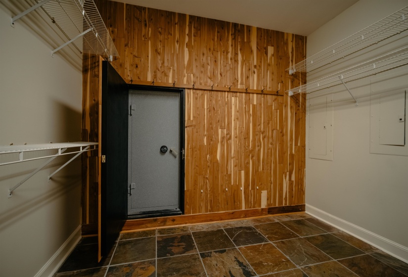 1275 QUINN RD, Collierville, Tennessee 38017, 4 Bedrooms Bedrooms, 9 Rooms Rooms,3.1 BathroomsBathrooms,Residential,For Sale,QUINN,10213610