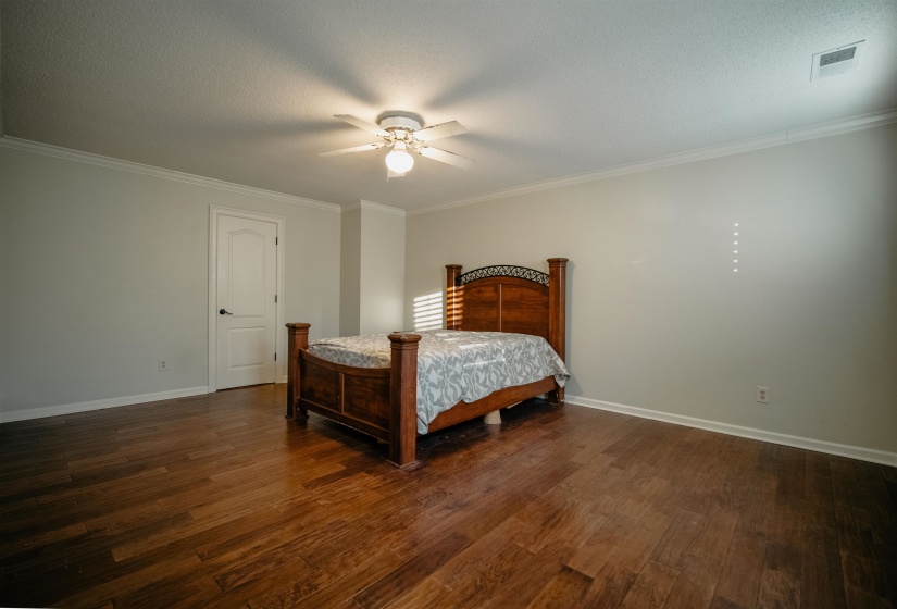 1275 QUINN RD, Collierville, Tennessee 38017, 4 Bedrooms Bedrooms, 9 Rooms Rooms,3.1 BathroomsBathrooms,Residential,For Sale,QUINN,10213610