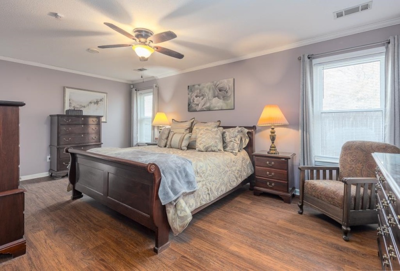 1450 KILLDEER CV, Memphis, Tennessee 38016, 5 Bedrooms Bedrooms, 9 Rooms Rooms,3 BathroomsBathrooms,Residential,For Sale,KILLDEER,10213616