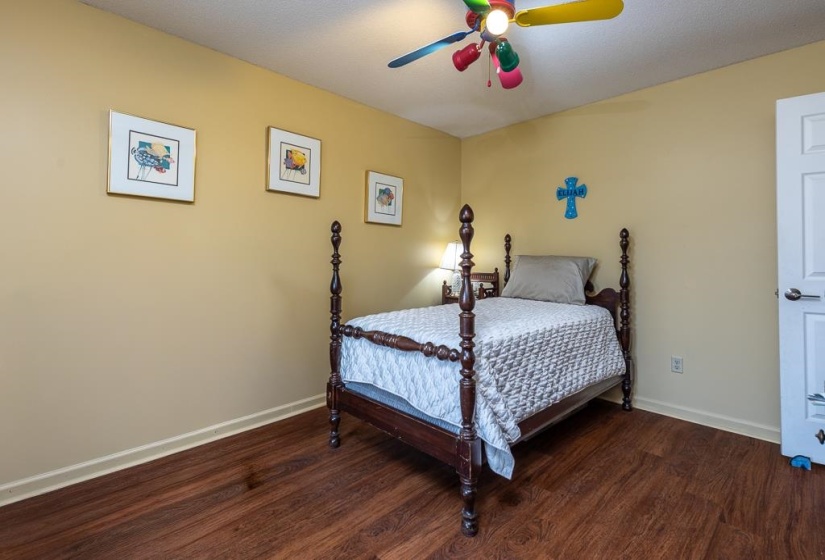 1450 KILLDEER CV, Memphis, Tennessee 38016, 5 Bedrooms Bedrooms, 9 Rooms Rooms,3 BathroomsBathrooms,Residential,For Sale,KILLDEER,10213616