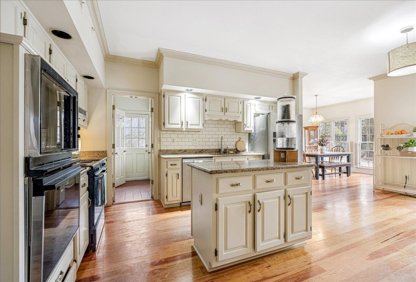 5088 GERMANTOWN RD, Unicorp/Memphis, Tennessee 38141, 4 Bedrooms Bedrooms, 9 Rooms Rooms,3.1 BathroomsBathrooms,Residential,For Sale,GERMANTOWN,10213629