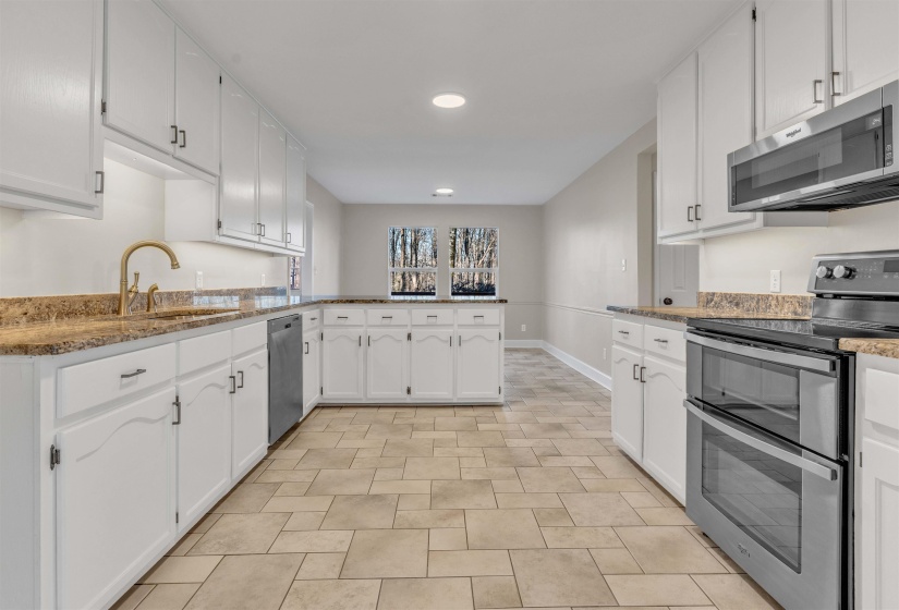 310 WALNUT BEND RD, Arlington, Tennessee 38002, 3 Bedrooms Bedrooms, 9 Rooms Rooms,3 BathroomsBathrooms,Residential,For Sale,WALNUT BEND,10213632