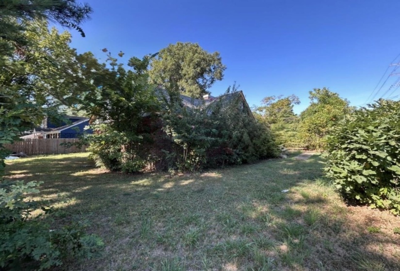2811 KETCHUM RD, Memphis, Tennessee 38114, 6 Bedrooms Bedrooms, 8 Rooms Rooms,2 BathroomsBathrooms,Residential,For Sale,KETCHUM,10204479