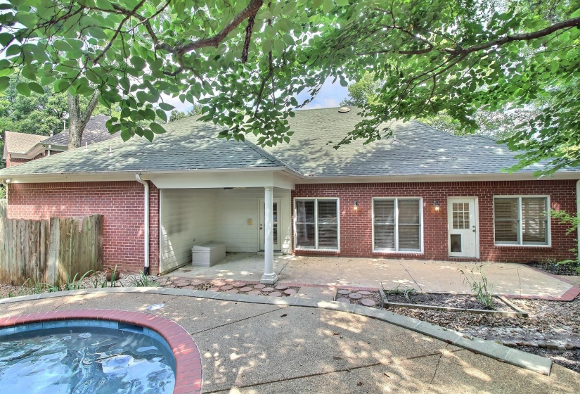 255 ELLAWOOD LN, Collierville, Tennessee 38017, 4 Bedrooms Bedrooms, 9 Rooms Rooms,3 BathroomsBathrooms,Residential,For Sale,ELLAWOOD,10213636