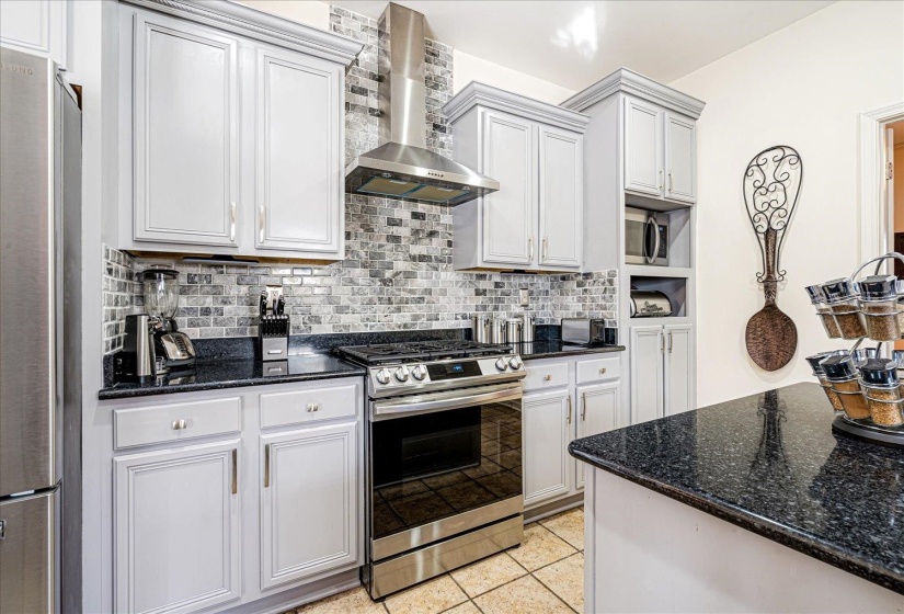 5070 ROYSTON LOOP, Memphis, Tennessee 38125, 5 Bedrooms Bedrooms, 10 Rooms Rooms,4 BathroomsBathrooms,Residential,For Sale,ROYSTON,10213637