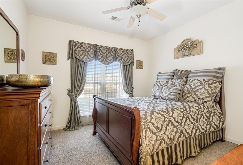 5070 ROYSTON LOOP, Memphis, Tennessee 38125, 5 Bedrooms Bedrooms, 10 Rooms Rooms,4 BathroomsBathrooms,Residential,For Sale,ROYSTON,10213637