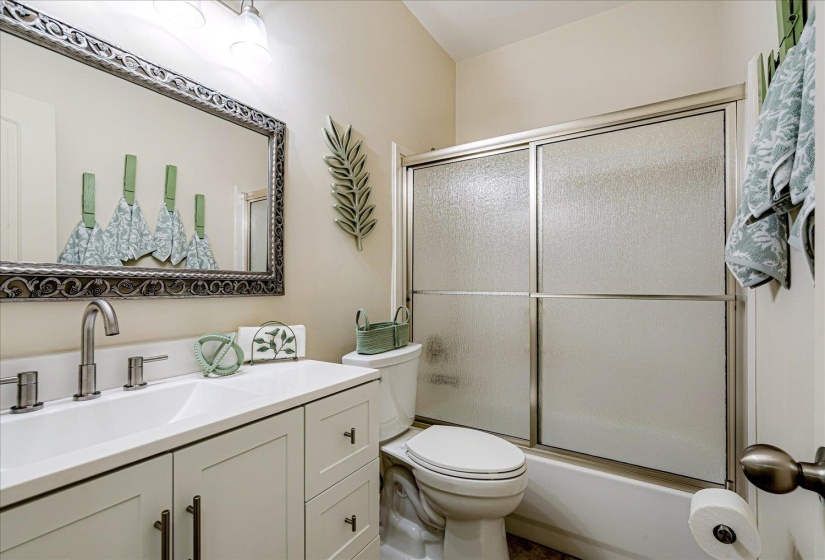 5070 ROYSTON LOOP, Memphis, Tennessee 38125, 5 Bedrooms Bedrooms, 10 Rooms Rooms,4 BathroomsBathrooms,Residential,For Sale,ROYSTON,10213637