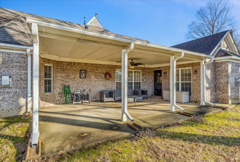 5070 ROYSTON LOOP, Memphis, Tennessee 38125, 5 Bedrooms Bedrooms, 10 Rooms Rooms,4 BathroomsBathrooms,Residential,For Sale,ROYSTON,10213637