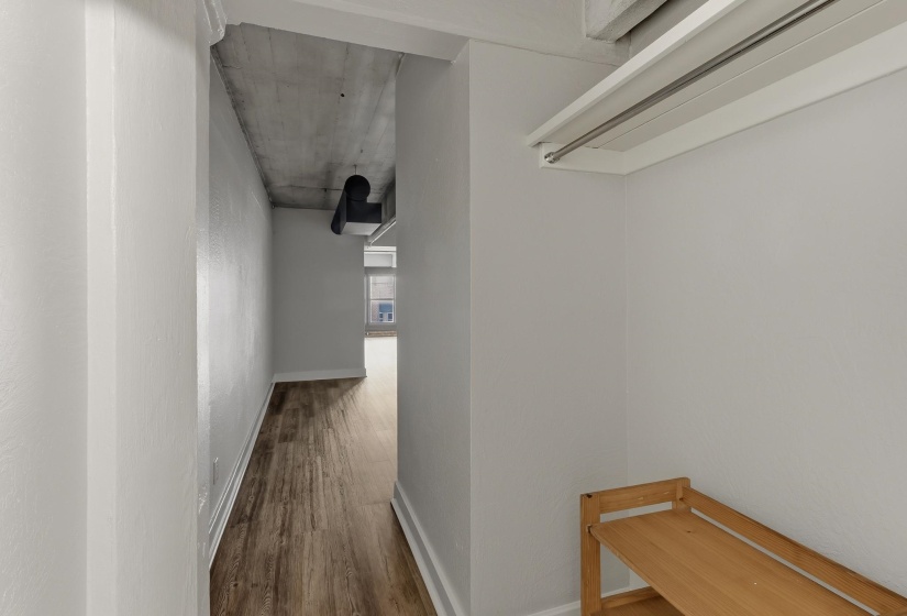 408 FRONT ST, Memphis, Tennessee 38103, 1 Bedroom Bedrooms, 3 Rooms Rooms,1 BathroomBathrooms,Residential,For Sale,FRONT,10213666