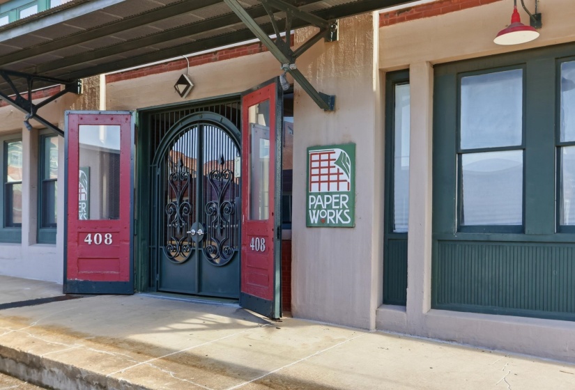 408 FRONT ST, Memphis, Tennessee 38103, 1 Bedroom Bedrooms, 3 Rooms Rooms,1 BathroomBathrooms,Residential,For Sale,FRONT,10213666