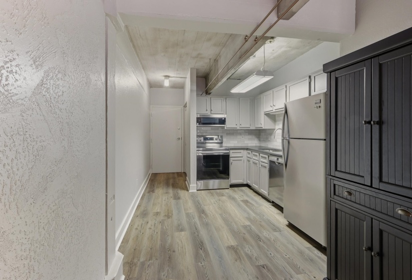 408 FRONT ST, Memphis, Tennessee 38103, 1 Bedroom Bedrooms, 3 Rooms Rooms,1 BathroomBathrooms,Residential,For Sale,FRONT,10213666