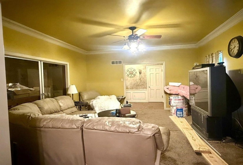 2958 GLENGARRY RD, Memphis, Tennessee 38128, 5 Bedrooms Bedrooms, 9 Rooms Rooms,4.1 BathroomsBathrooms,Residential,For Sale,GLENGARRY,10213668