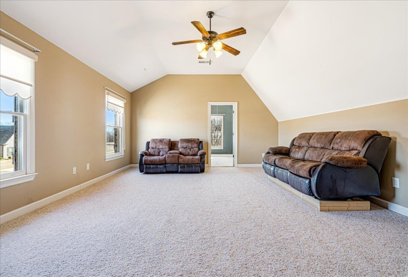 4234 DAWSON RIDGE DR, Millington, Tennessee 38053, 4 Bedrooms Bedrooms, 8 Rooms Rooms,3 BathroomsBathrooms,Residential,For Sale,DAWSON RIDGE,10213672