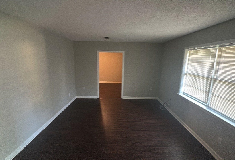 556 MELTON AVE, Memphis, Tennessee 38109, 4 Bedrooms Bedrooms, 7 Rooms Rooms,1.1 BathroomsBathrooms,Residential,For Sale,MELTON,10213688