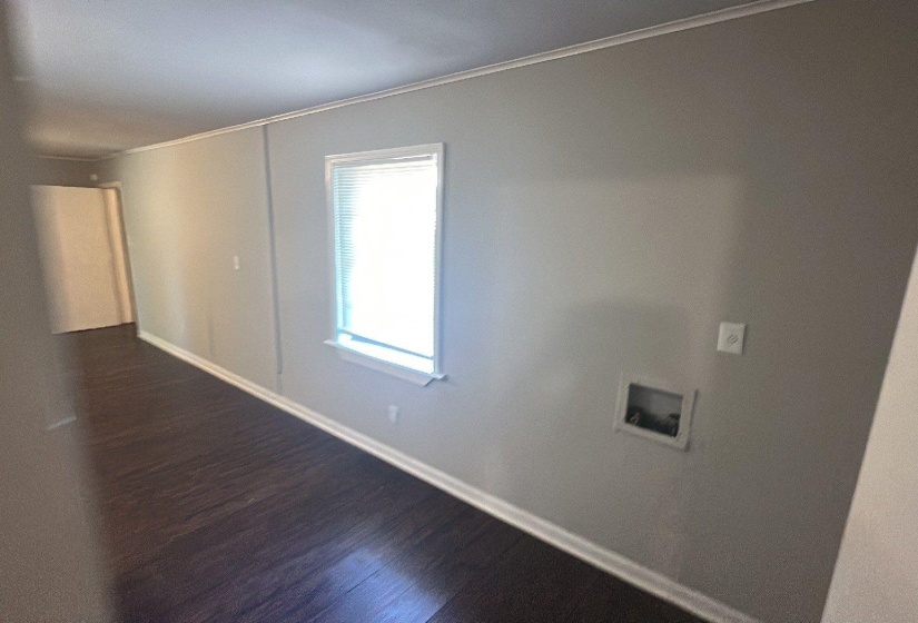 556 MELTON AVE, Memphis, Tennessee 38109, 4 Bedrooms Bedrooms, 7 Rooms Rooms,1.1 BathroomsBathrooms,Residential,For Sale,MELTON,10213688