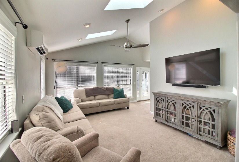 3441 HIGHLAND PARK PL, Memphis, Tennessee 38111, 4 Bedrooms Bedrooms, 8 Rooms Rooms,3 BathroomsBathrooms,Residential,For Sale,HIGHLAND PARK,10213711