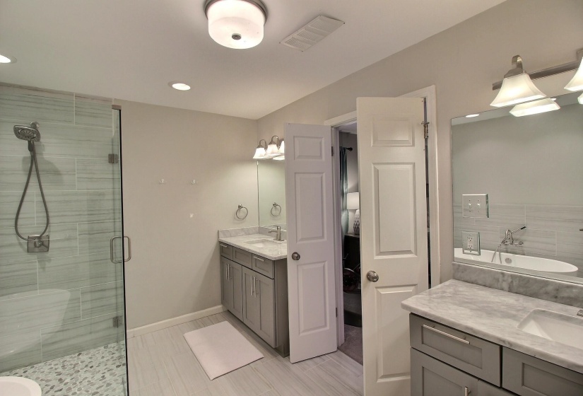 3441 HIGHLAND PARK PL, Memphis, Tennessee 38111, 4 Bedrooms Bedrooms, 8 Rooms Rooms,3 BathroomsBathrooms,Residential,For Sale,HIGHLAND PARK,10213711