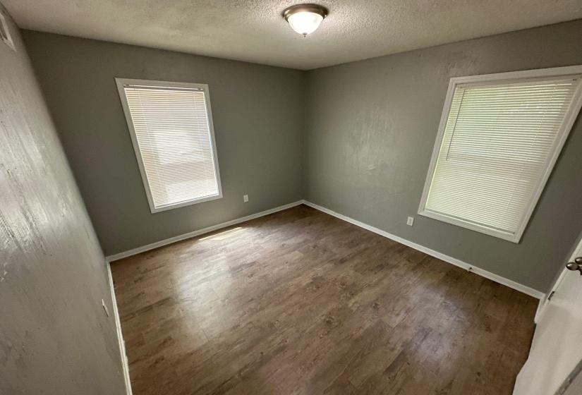 3677 BISON ST, Memphis, Tennessee 38109, 4 Bedrooms Bedrooms, 7 Rooms Rooms,2 BathroomsBathrooms,Residential,For Sale,BISON,10213712