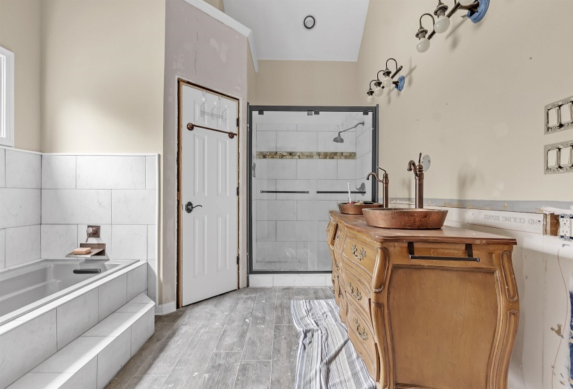 12420 FOX LAIR DR, Collierville, Tennessee 38017, 5 Bedrooms Bedrooms, 7 Rooms Rooms,4.1 BathroomsBathrooms,Residential,For Sale,FOX LAIR,10213720