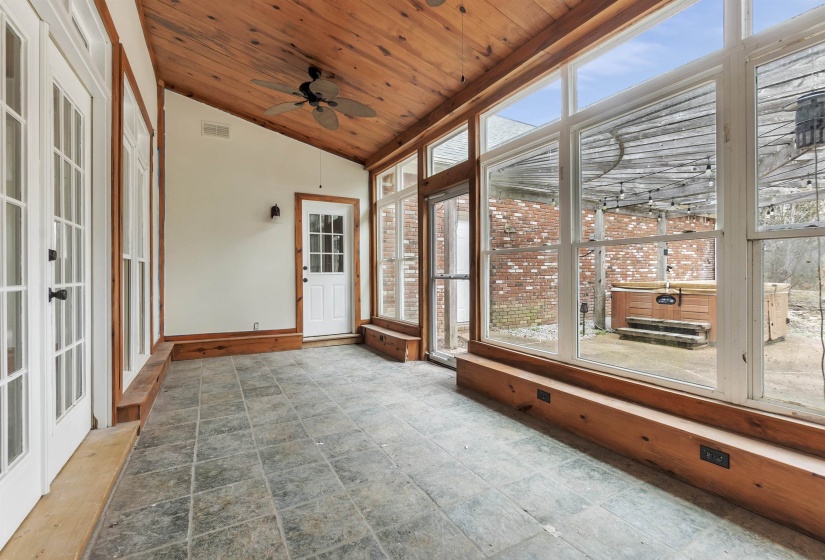 12420 FOX LAIR DR, Collierville, Tennessee 38017, 5 Bedrooms Bedrooms, 7 Rooms Rooms,4.1 BathroomsBathrooms,Residential,For Sale,FOX LAIR,10213720