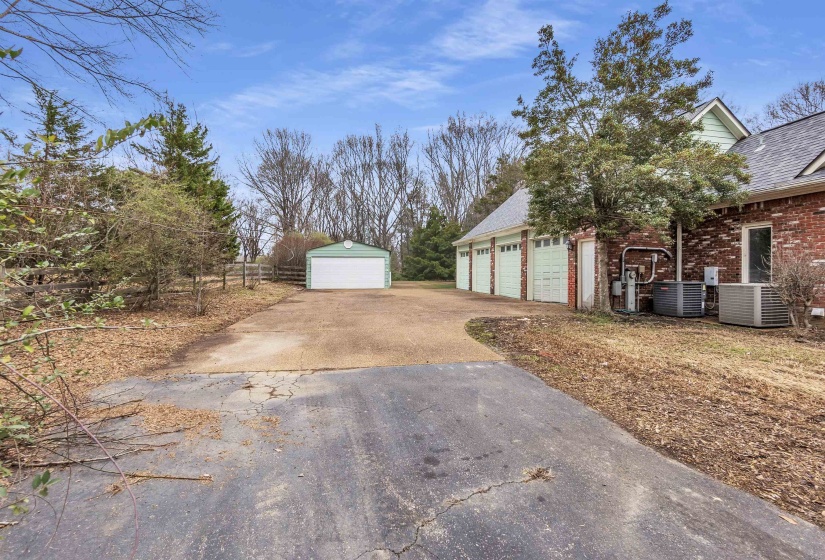 12420 FOX LAIR DR, Collierville, Tennessee 38017, 5 Bedrooms Bedrooms, 7 Rooms Rooms,4.1 BathroomsBathrooms,Residential,For Sale,FOX LAIR,10213720