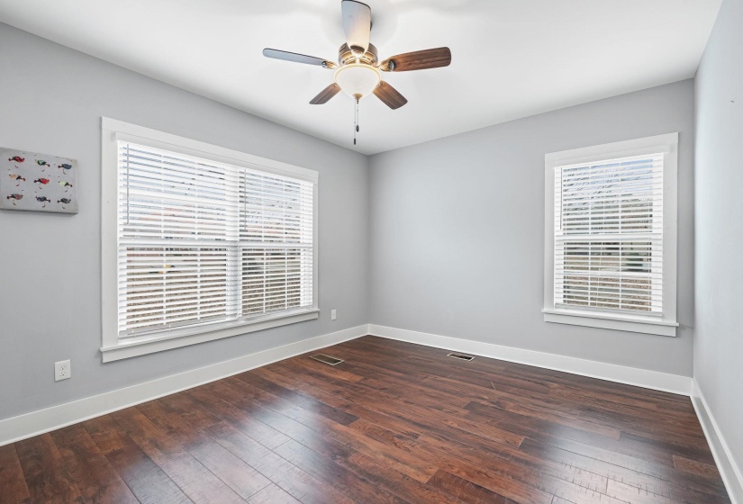 8583 KERRVILLE-ROSEMARK RD, Millington, Tennessee 38053, 2 Bedrooms Bedrooms, 5 Rooms Rooms,1 BathroomBathrooms,Residential,For Sale,KERRVILLE-ROSEMARK,10213732