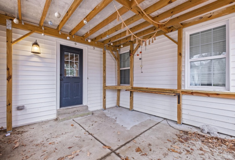 8583 KERRVILLE-ROSEMARK RD, Millington, Tennessee 38053, 2 Bedrooms Bedrooms, 5 Rooms Rooms,1 BathroomBathrooms,Residential,For Sale,KERRVILLE-ROSEMARK,10213732