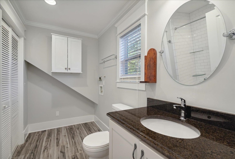 1630 CARR AVE, Memphis, Tennessee 38104, 4 Bedrooms Bedrooms, 11 Rooms Rooms,2.1 BathroomsBathrooms,Residential,For Sale,CARR,10213733