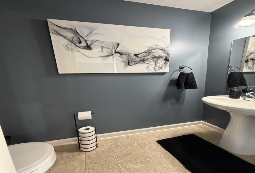 9926 CHARIDEN DR, Cordova, Tennessee 38016, 3 Bedrooms Bedrooms, 8 Rooms Rooms,2.1 BathroomsBathrooms,Residential,For Sale,CHARIDEN,10213747