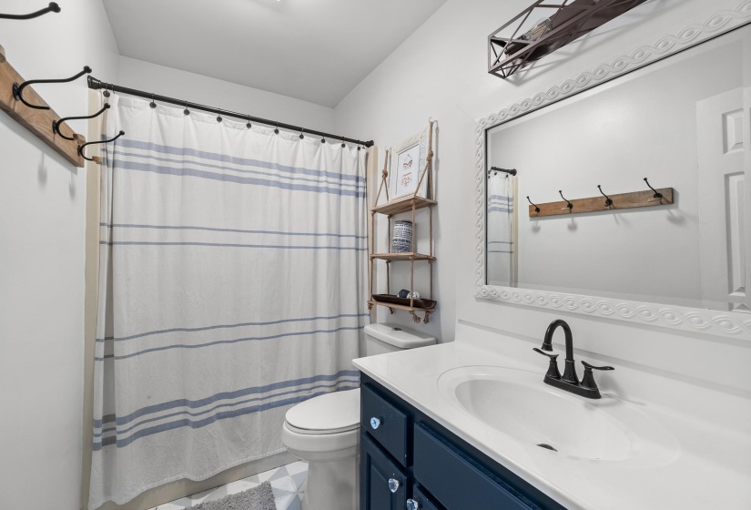 90 ROBERTS DR, Iuka, Mississippi 38852, 4 Bedrooms Bedrooms, 14 Rooms Rooms,3.1 BathroomsBathrooms,Residential,For Sale,ROBERTS,10213750