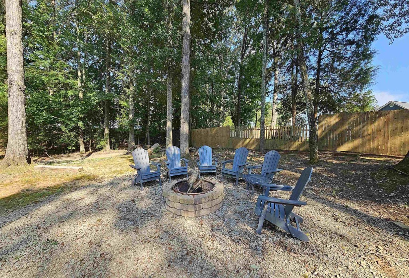 90 ROBERTS DR, Iuka, Mississippi 38852, 4 Bedrooms Bedrooms, 14 Rooms Rooms,3.1 BathroomsBathrooms,Residential,For Sale,ROBERTS,10213750