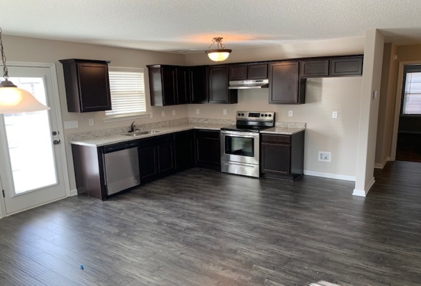 1065 CARIB LOOP, Cordova, Tennessee 38018, 4 Bedrooms Bedrooms, 10 Rooms Rooms,2.1 BathroomsBathrooms,Rental Properties,For Sale,CARIB,10213762