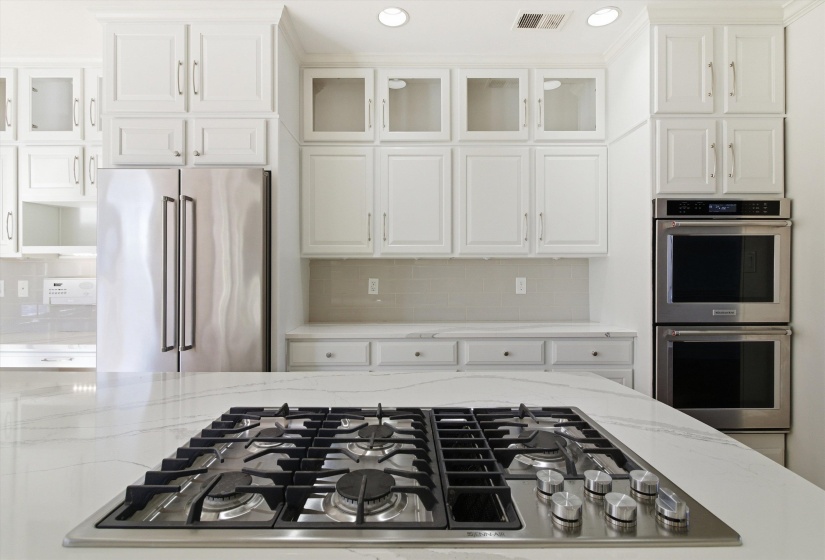 1831 GROVEWAY DR, Germantown, Tennessee 38139, 4 Bedrooms Bedrooms, 10 Rooms Rooms,3.1 BathroomsBathrooms,Residential,For Sale,GROVEWAY,10213766