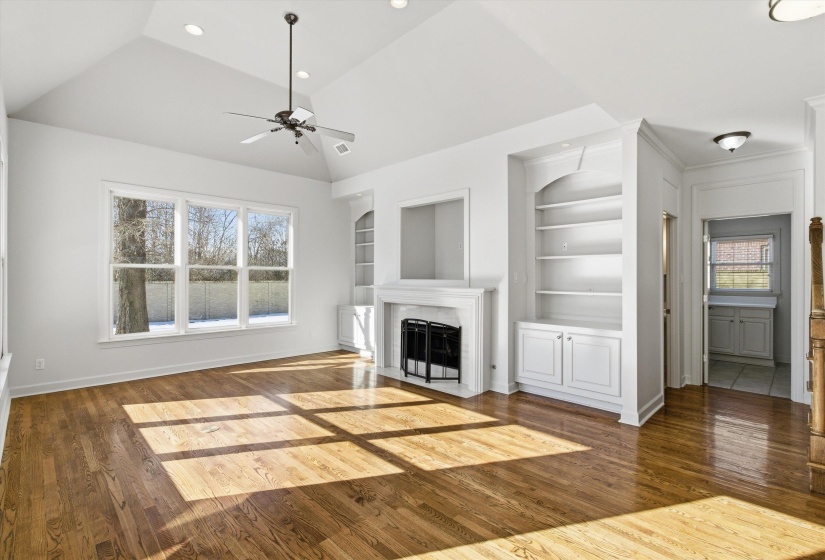 1831 GROVEWAY DR, Germantown, Tennessee 38139, 4 Bedrooms Bedrooms, 10 Rooms Rooms,3.1 BathroomsBathrooms,Residential,For Sale,GROVEWAY,10213766