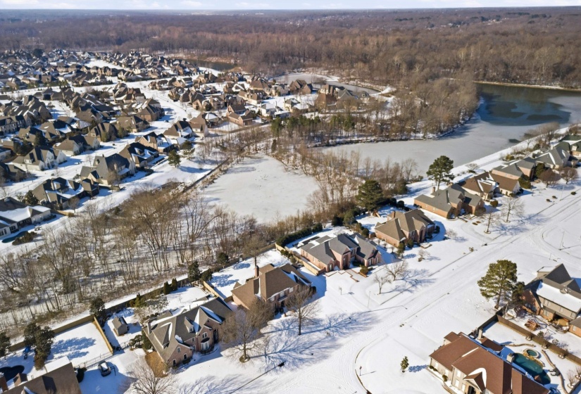 1831 GROVEWAY DR, Germantown, Tennessee 38139, 4 Bedrooms Bedrooms, 10 Rooms Rooms,3.1 BathroomsBathrooms,Residential,For Sale,GROVEWAY,10213766