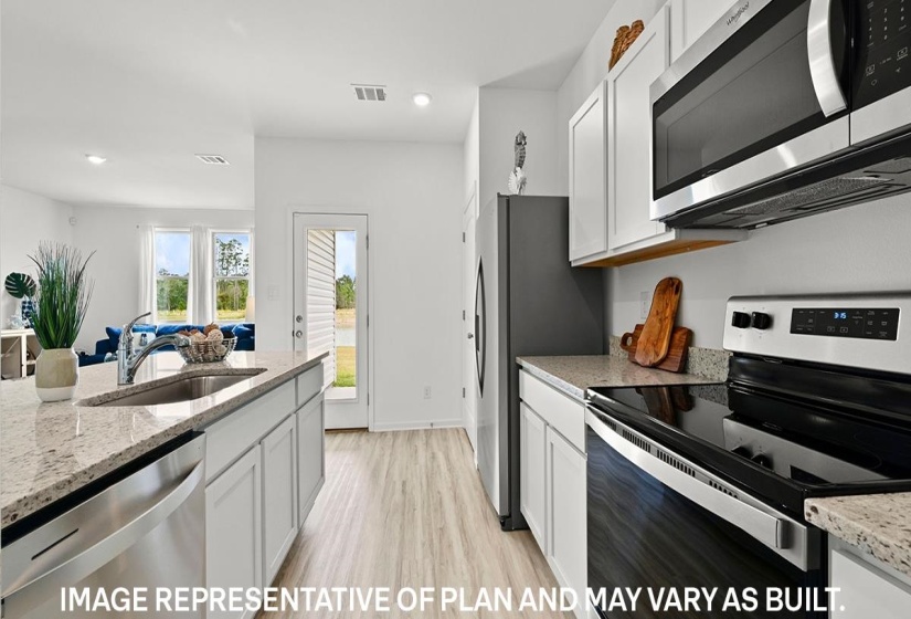 310 WINDEMERE LOOP, Oakland, Tennessee 38060, 3 Bedrooms Bedrooms, 7 Rooms Rooms,2 BathroomsBathrooms,Residential,For Sale,WINDEMERE,10213788