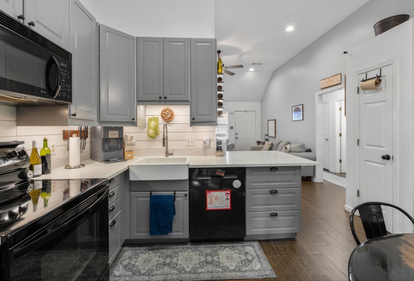 2960 WOODLAND ELM CV, Lakeland, Tennessee 38002, 3 Bedrooms Bedrooms, 5 Rooms Rooms,2 BathroomsBathrooms,Residential,For Sale,WOODLAND ELM,10213790