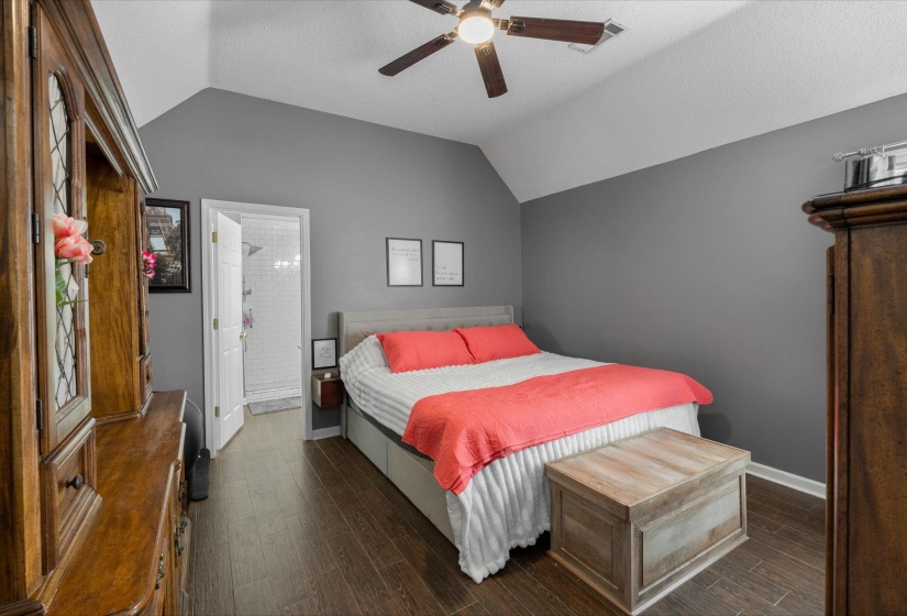 2960 WOODLAND ELM CV, Lakeland, Tennessee 38002, 3 Bedrooms Bedrooms, 5 Rooms Rooms,2 BathroomsBathrooms,Residential,For Sale,WOODLAND ELM,10213790